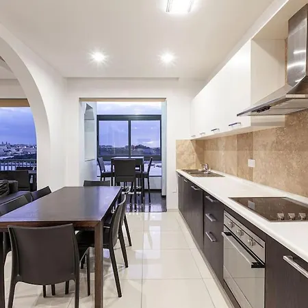 Seafront 4Br Apt With Mesmerising Balcony & Views By 360 Estates Sliema Extérieur photo