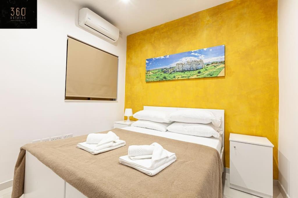 Appartement Seafront 4br With Mesmerising Balcony & Views By 360 Estates Sliema